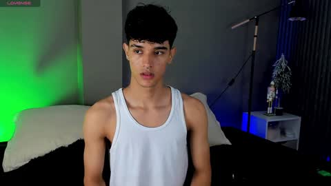 Snapshot of busterspinter chatting on December 2024 12:05:01 PM Buster independent model online show from December 2024 12:05:01 PM