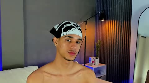 Snapshot of busterspinter chatting on January 2025 08:40:02 AM Buster independent model online show from January 2025 08:40:02 AM