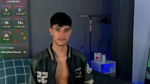 Snapshot of busterspinter chatting on January 2025 08:10:01 AM Buster independent model online show from January 2025 08:10:01 AM