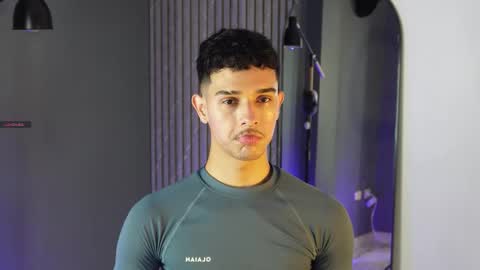 Snapshot of busterspinter chatting on September 2025 06:00:01 PM Buster independent model online show from September 2025 06:00:01 PM