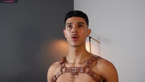 Snapshot of busterspinter chatting on October 2025 04:30:02 PM Buster independent model online show from October 2025 04:30:02 PM