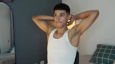 Snapshot of busterspinter chatting on November 2025 05:59:01 PM Buster independent model online show from November 2025 05:59:01 PM