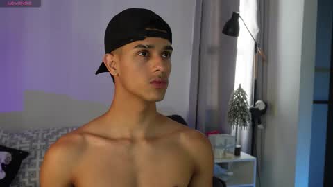 Snapshot of busterspinter chatting on December 2025 03:50:01 PM Buster independent model online show from December 2025 03:50:01 PM