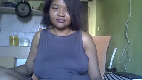 busty kenzi online show from January 2025 05:05:01 AM