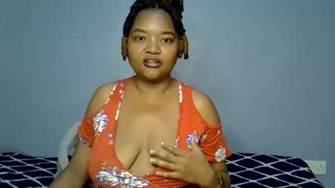 Snapshot of busty_kenzi chatting on June 2026 06:19:02 AM busty kenzi online show from June 2026 06:19:02 AM