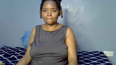 Snapshot of busty_kenzi chatting on July 2026 12:53:02 PM busty kenzi online show from July 2026 12:53:02 PM