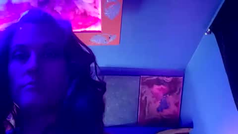 Snapshot of busybee83 chatting on January 2025 09:19:01 AM busybee83 online show from January 2025 09:19:01 AM