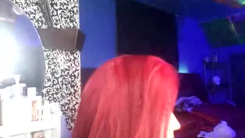 Snapshot of busybee83 chatting on January 2025 04:47:01 AM busybee83 online show from January 2025 04:47:01 AM