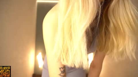 Snapshot of butteflai chatting on September 2025 06:57:02 AM butteflai online show from September 2025 06:57:02 AM