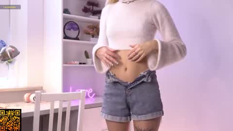 Snapshot of butteflai chatting on November 2025 10:02:02 AM butteflai online show from November 2025 10:02:02 AM