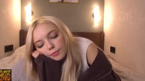 Snapshot of butteflai chatting on November 2025 08:28:01 AM butteflai online show from November 2025 08:28:01 AM