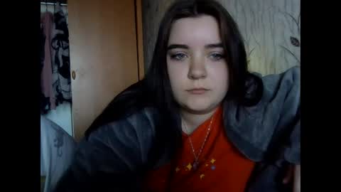 butterfly18988 online show from November 2025 11:21:02 AM