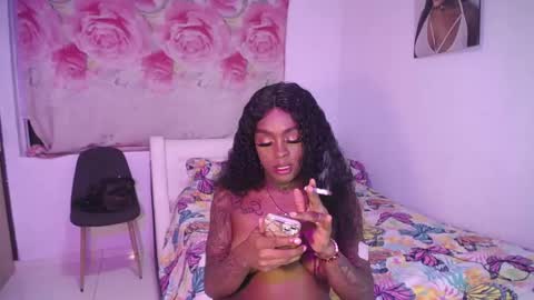 Snapshot of butterfly_rouse chatting on December 2025 11:57:02 PM butterfly_rouse online show from December 2025 11:57:02 PM