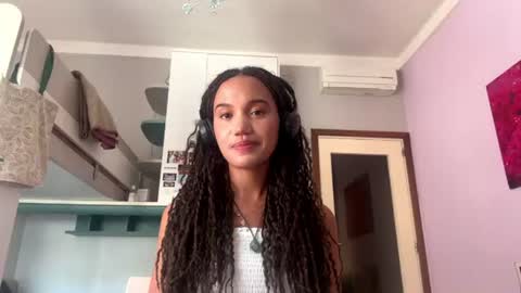 Snapshot of butterflyboop chatting on June 2026 02:09:01 PM Anna online show from June 2026 02:09:01 PM
