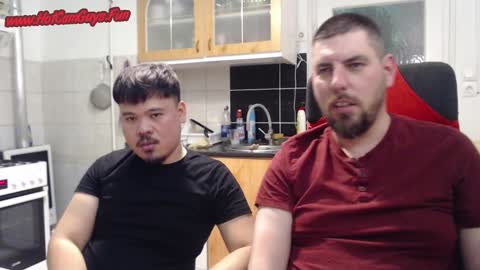 Snapshot of bux404 chatting on January 2025 09:41:02 PM Pete online show from January 2025 09:41:02 PM