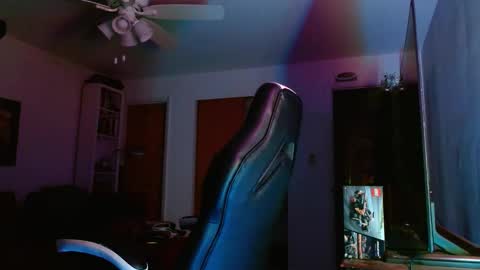 Snapshot of bwall1425 chatting on December 2024 11:57:02 AM bwall1425 online show from December 2024 11:57:02 AM