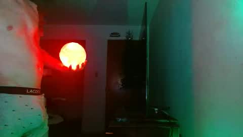 Snapshot of bwall1425 chatting on February 2025 11:55:02 PM bwall1425 online show from February 2025 11:55:02 PM