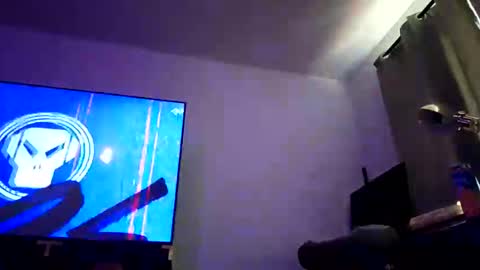 Snapshot of bwall1425 chatting on October 2025 07:03:02 PM bwall1425 online show from October 2025 07:03:02 PM