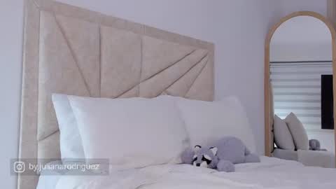 Snapshot of by_juliana chatting on June 2026 02:10:01 AM online show from June 2026 02:10:01 AM