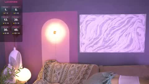 Kira online show from September 2025 07:52:02 AM