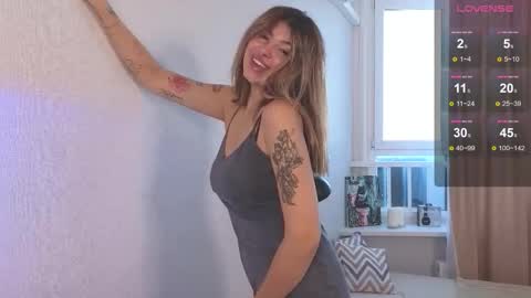 Kira online show from October 2025 07:41:02 AM