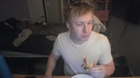 c00ki3m0nstr online show from November 2025 02:48:02 AM