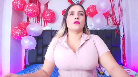 Snapshot of c_fox_ chatting on February 2025 02:59:02 AM Carolina online show from February 2025 02:59:02 AM