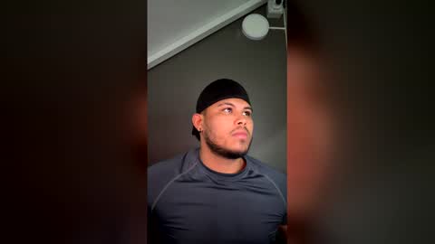 Snapshot of caballero_____ chatting on April 2026 06:41:02 AM INSTAGRAM CABALLERO 1998 online show from April 2026 06:41:02 AM