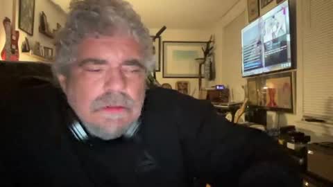 Snapshot of cafeespresso chatting on March 2026 03:23:01 AM cafeespresso online show from March 2026 03:23:01 AM