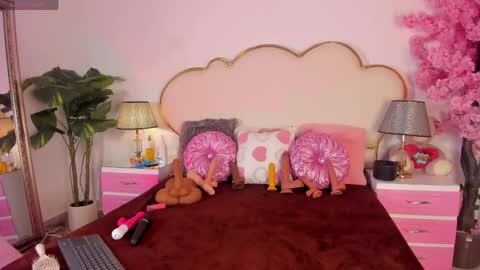 Cahitlin  online show from April 2026 06:09:01 AM