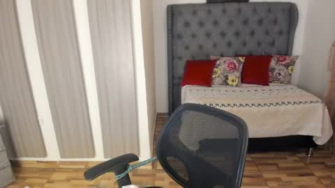 caitlingomez0 online show from March 2026 11:44:02 AM