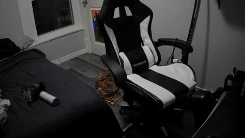 Cajerk online show from January 2025 04:25:02 AM