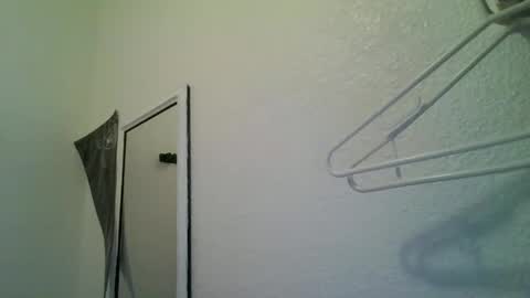 Snapshot of calbry82 chatting on April 2026 02:31:01 AM calbry82 online show from April 2026 02:31:01 AM