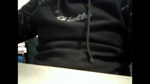 Snapshot of caldoski chatting on October 2025 09:26:01 PM caldoski online show from October 2025 09:26:01 PM