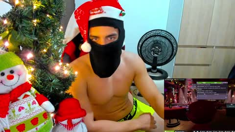 Snapshot of calihotcaliente27 chatting on December 2024 01:54:02 PM calihotcaliente27 online show from December 2024 01:54:02 PM