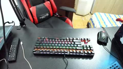 Snapshot of calihotcaliente27 chatting on February 2025 11:57:02 AM calihotcaliente27 online show from February 2025 11:57:02 AM