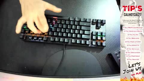 Snapshot of calihotcaliente27 chatting on September 2025 11:24:01 AM calihotcaliente27 online show from September 2025 11:24:01 AM