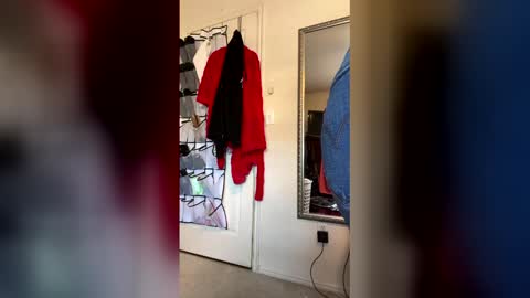 calishop1 online show from February 2026 07:28:02 PM