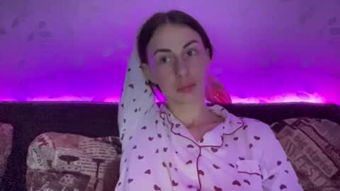 Snapshot of call_me_dad_ chatting on December 2024 11:22:01 PM Anna online show from December 2024 11:22:01 PM