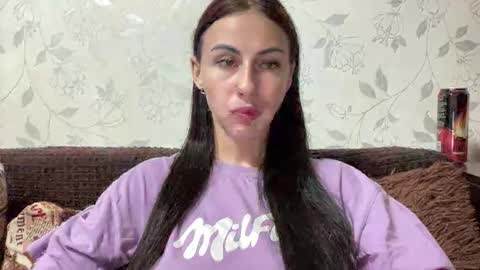 Snapshot of call_me_dad_ chatting on November 2025 08:11:01 PM Anna online show from November 2025 08:11:01 PM