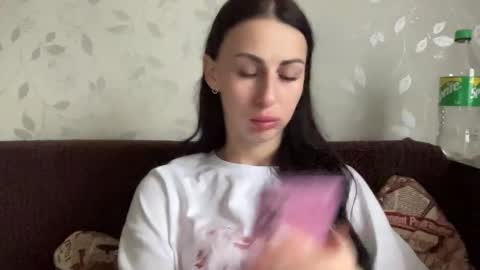 Snapshot of call_me_dad_ chatting on November 2025 06:27:01 AM Anna online show from November 2025 06:27:01 AM