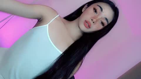 Snapshot of call_me_nina chatting on April 2026 04:41:02 AM call_me_nina online show from April 2026 04:41:02 AM