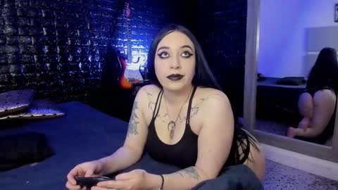 calliope_dark online show from September 2025 12:38:02 PM