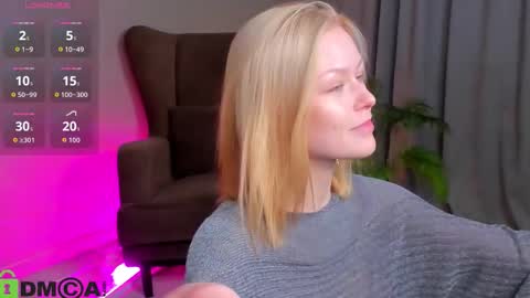 Snapshot of callista_a chatting on October 2025 11:32:02 AM Robin online show from October 2025 11:32:02 AM