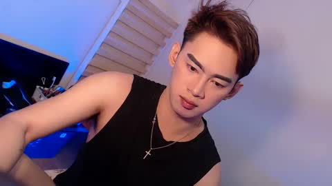 Arthr   online show from December 2024 03:44:02 PM