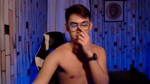 Arthr   online show from January 2025 06:23:01 PM