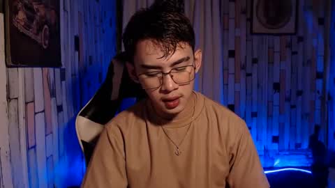 Arthr   online show from January 2025 04:19:02 PM