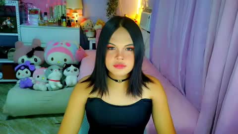 Snapshot of callme_mia chatting on June 2026 05:08:02 AM Mia online show from June 2026 05:08:02 AM