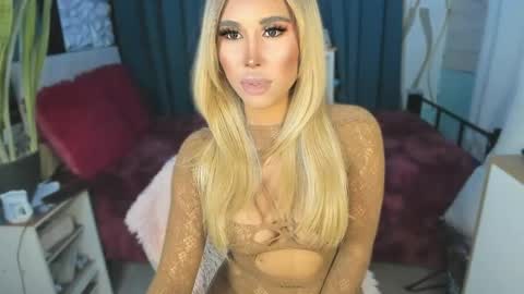 Snapshot of callmebythename_daisy chatting on April 2026 07:58:01 PM A STINGY MAN IS A SIGN OF UNWELLINGNESS. online show from April 2026 07:58:01 PM