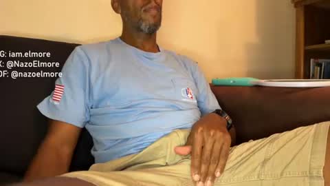 My name is Robert  Dont be shysay hi I love to chat. For requests or dirty talk please use tips  online show from July 2026 05:11:01 AM